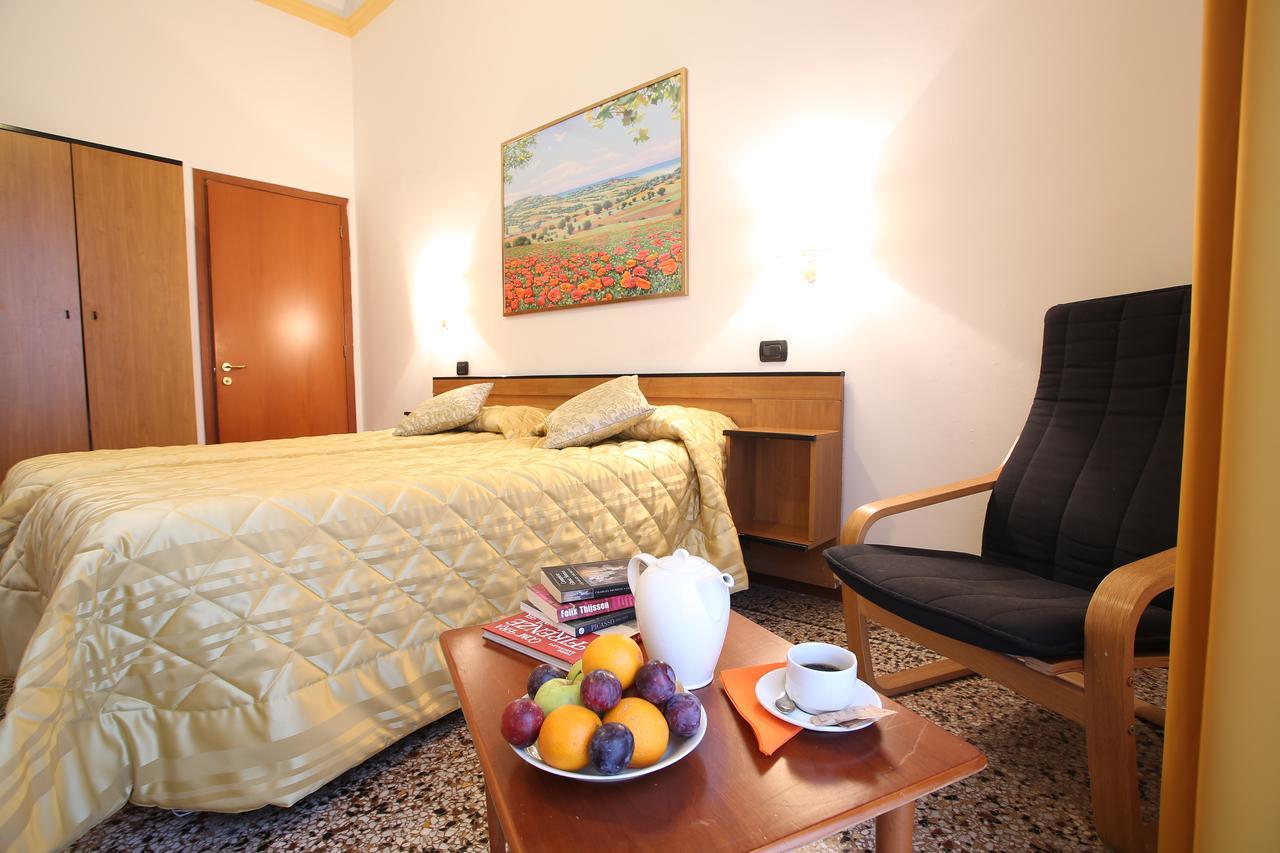 Hotel Casa Del Lago Firenze Kültér fotó